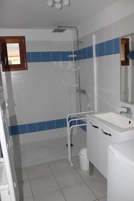 CamplongLe Pailler De La Planqueアパートメント 部屋 写真