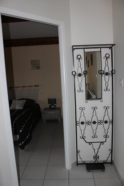 CamplongLe Pailler De La Planqueアパートメント 部屋 写真